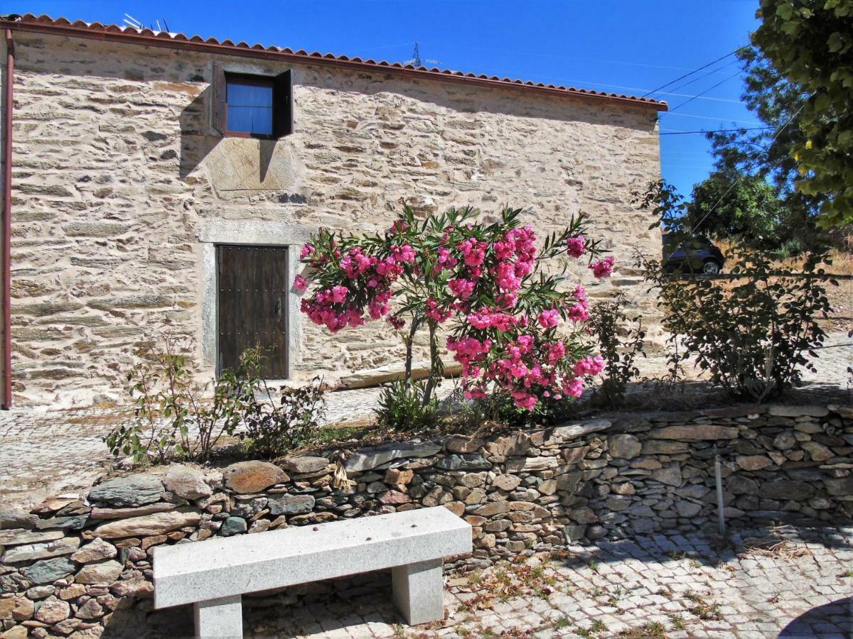 Casas De Xisto Villa Mogadouro  Bagian luar foto